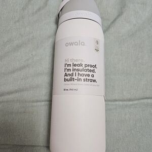 owala 32 oz Insulated Bottle - Light Pink/White